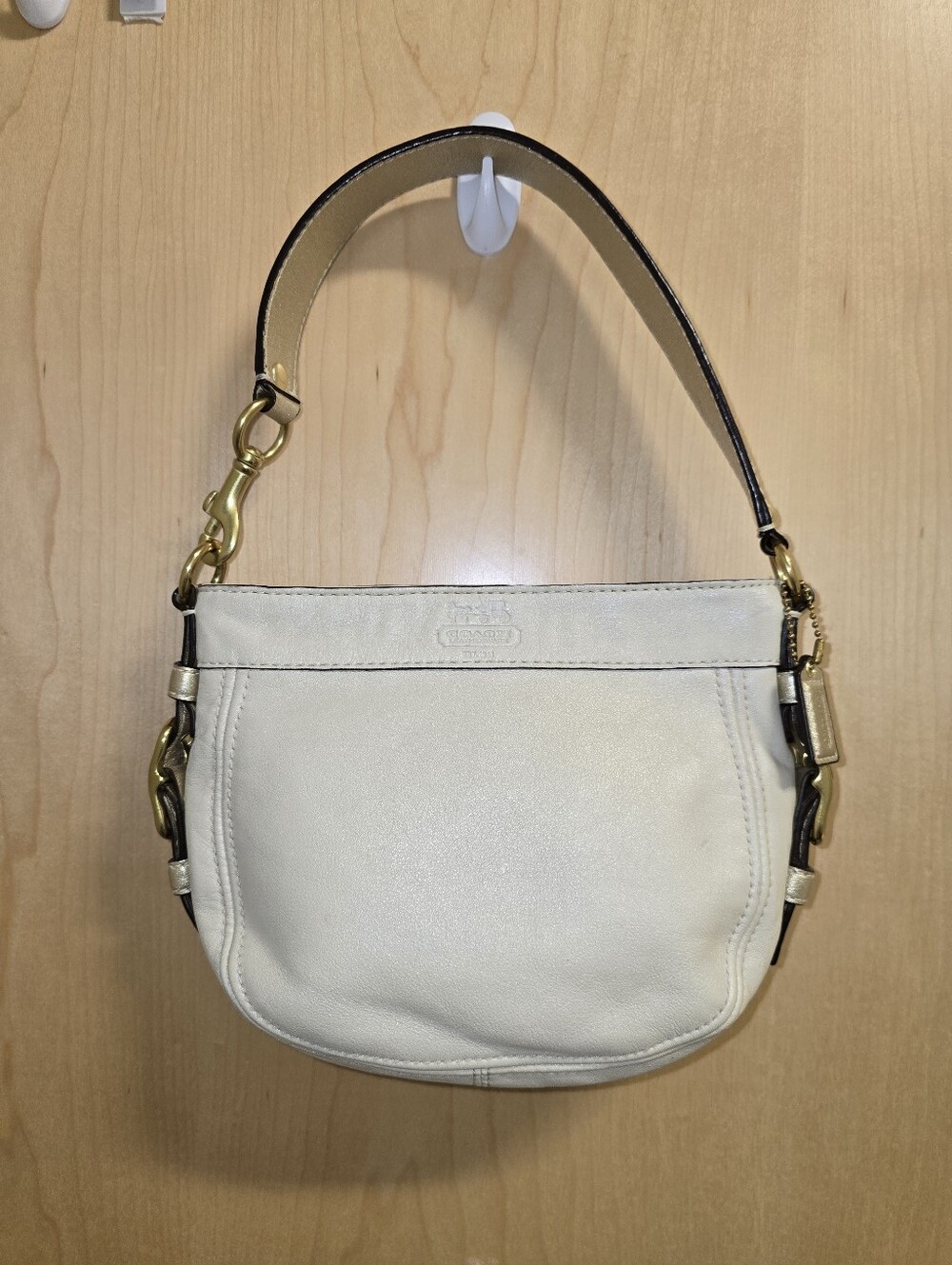 COACH 41864 Zoe Y2K Off White Pearl Gold Leather Mini Hobo Shoulder Bag *read*